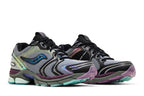 Saucony ProGrid Triumph 4 Winter Solstice Holographic