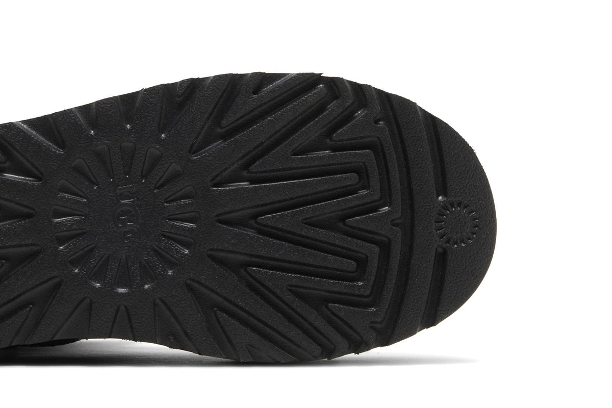 UGG Classic Mini Platform Boot Black