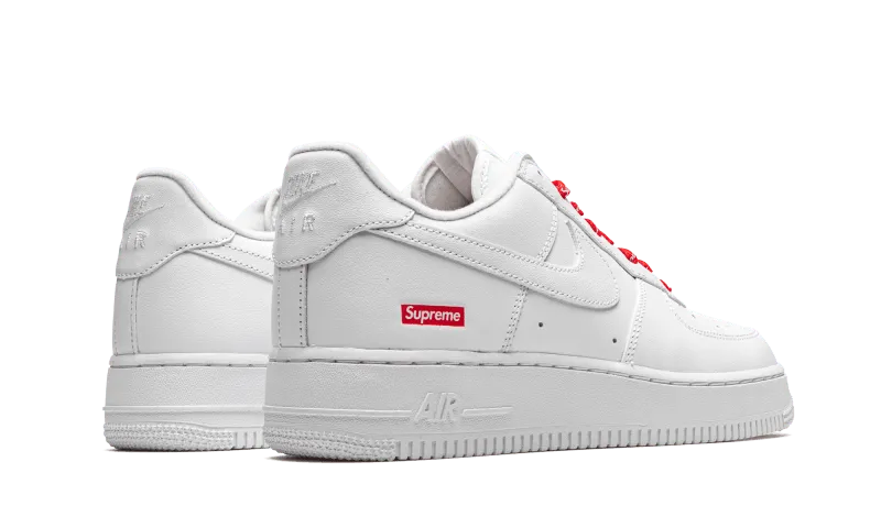 Nike Air Force 1 Low White Supreme