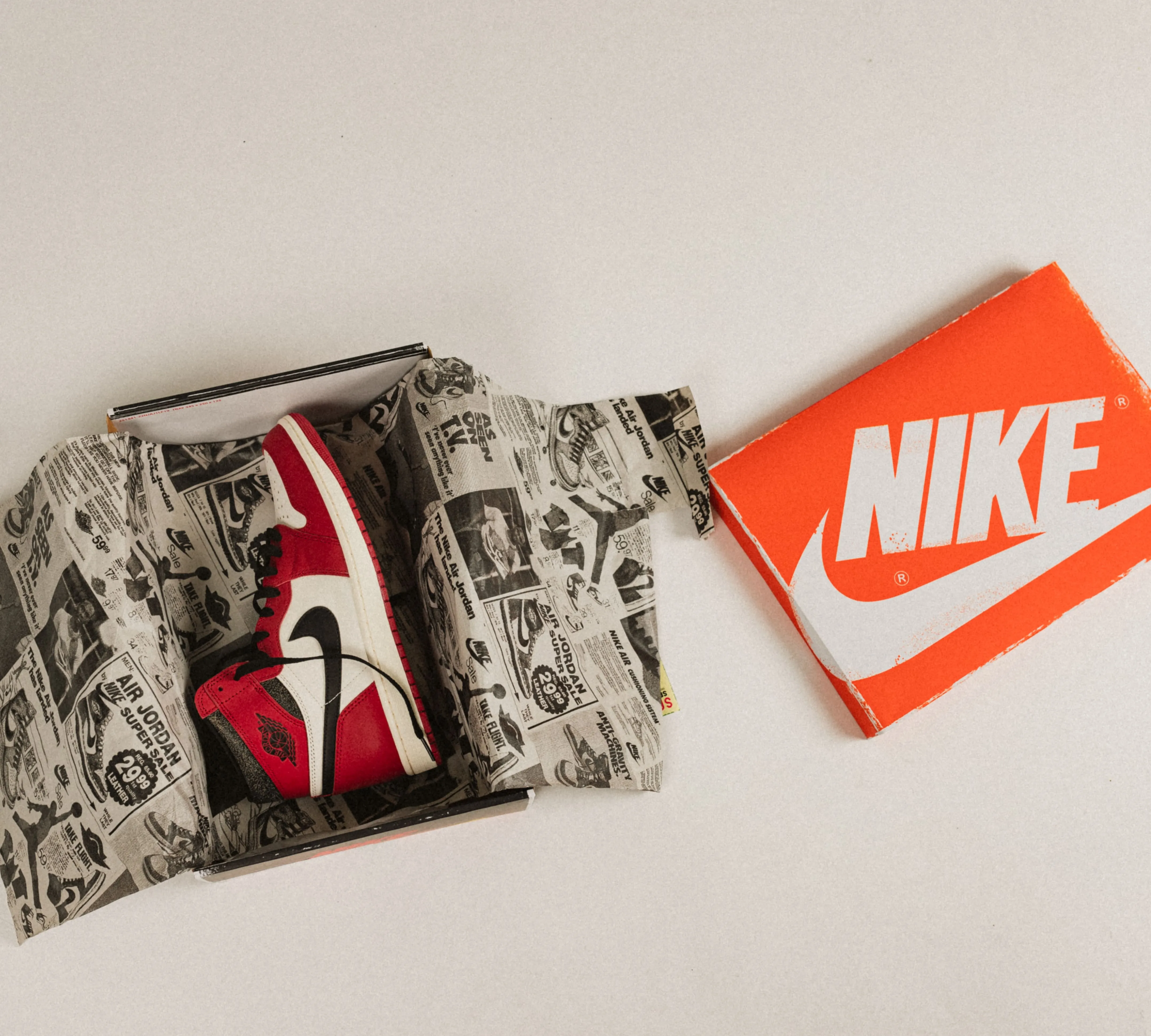 Air Jordan 1 Retro High OG Chicago Lost & Found Capet Shop