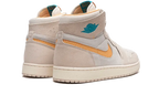 Air Jordan Air Jordan 1 High Zoom CMFT 2 Light Orewood Brown - DV1307-180