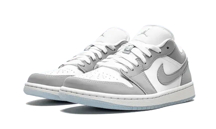 Air Jordan 1 Low Wolf Grey Capet Shop