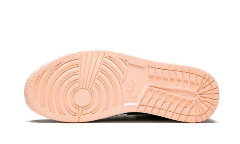 Air Jordan Air Jordan 1 Retro High Black Crimson Tint - 555088-081 / 575441-081