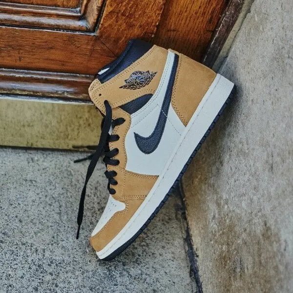 Air Jordan Air Jordan 1 Retro High Rookie of the Year - 555088-700