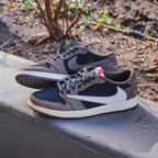 Air Jordan Air Jordan 1 Retro Low Travis Scott - CQ4277-001
