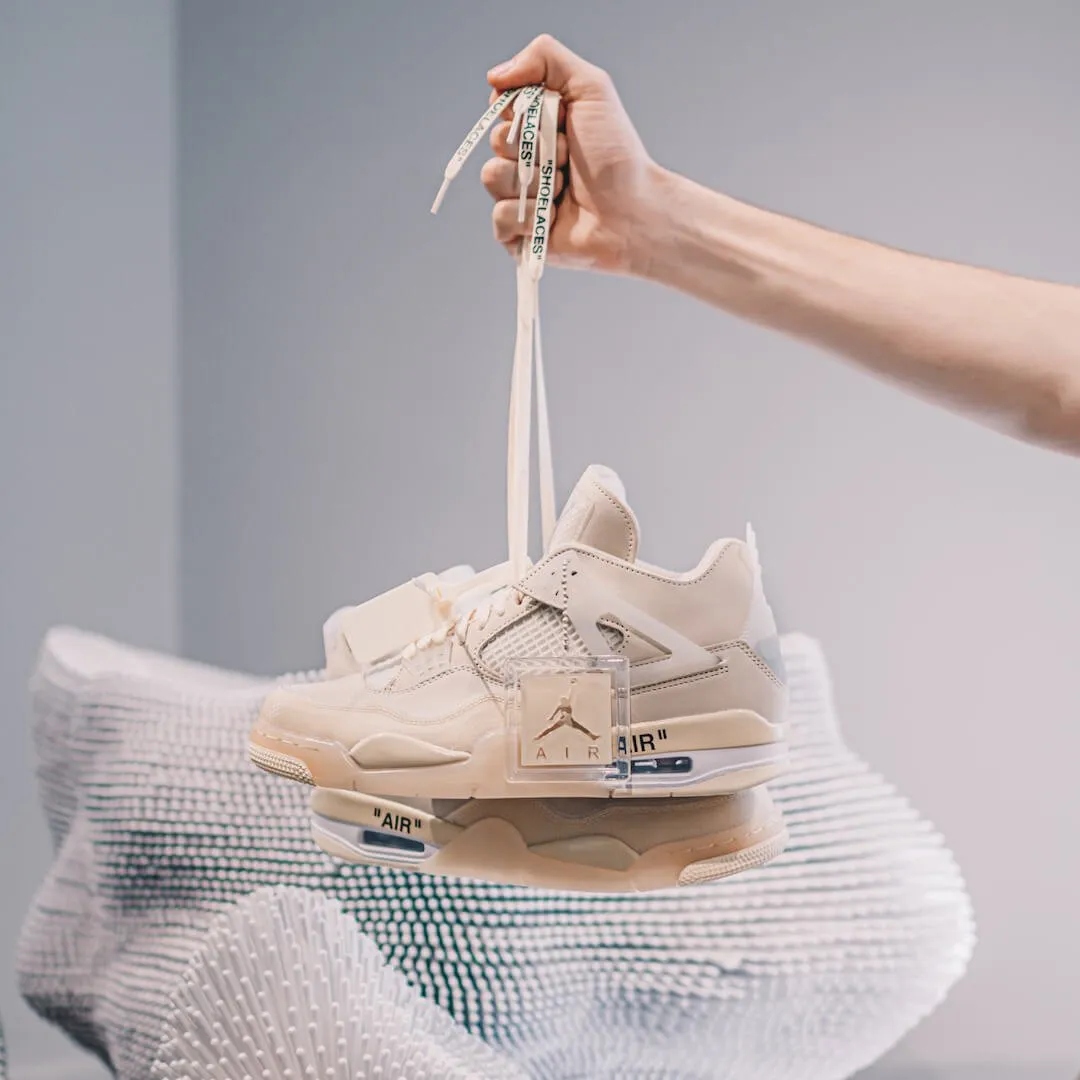 Air Jordan Air Jordan 4 Retro Off-White Sail - CV9388-100