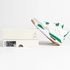 Air Jordan Air Jordan 4 Retro SB Pine Green - DR5415-103