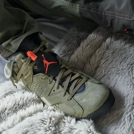 Air Jordan Air Jordan 6 Travis Scott Medium Olive - CN1084-200 / CN1085-200