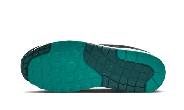 Nike Air Max 1 Liverpool Lebron James - FB8914-100