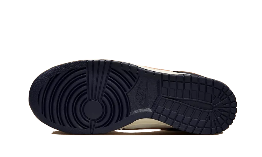 Nike Dunk Low "From Nike To You" Navy Vanilla - FV8106-181