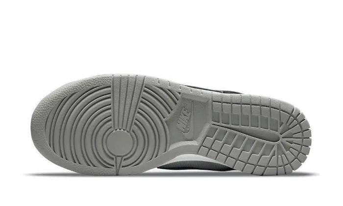 Nike Dunk Low Golden Gals Metallic Silver - DO5882-001