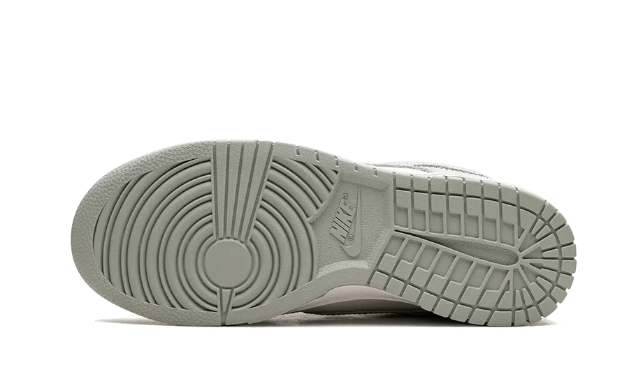 Nike Dunk Low Grey Corduroy - FN7658-100