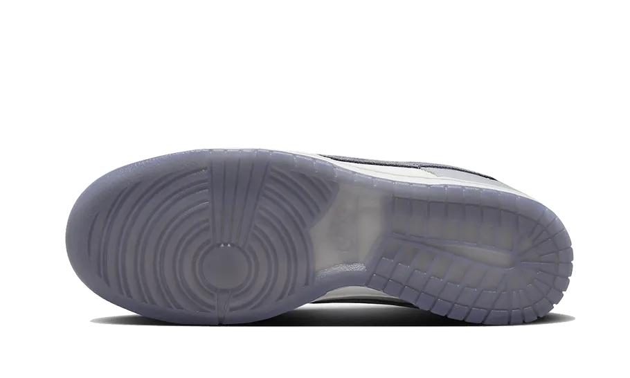 Nike Dunk Low SE Light Carbon - FJ4188-100 / FB9109-101