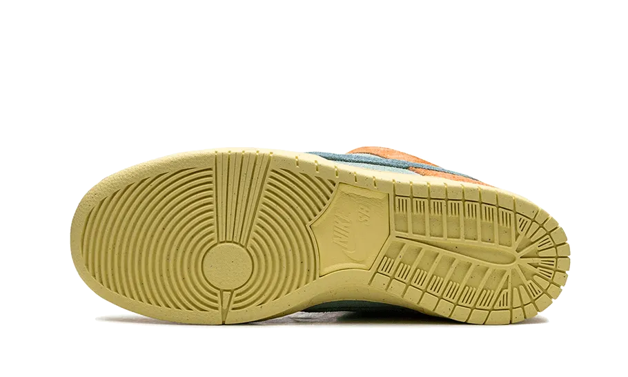 Nike SB Dunk Low Orange Emerald Rise - DV5429-800