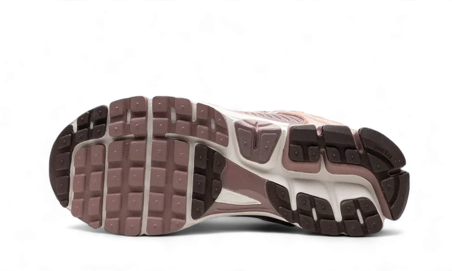 Nike Zoom Vomero 5 Dusted Clay - HF1553-200
